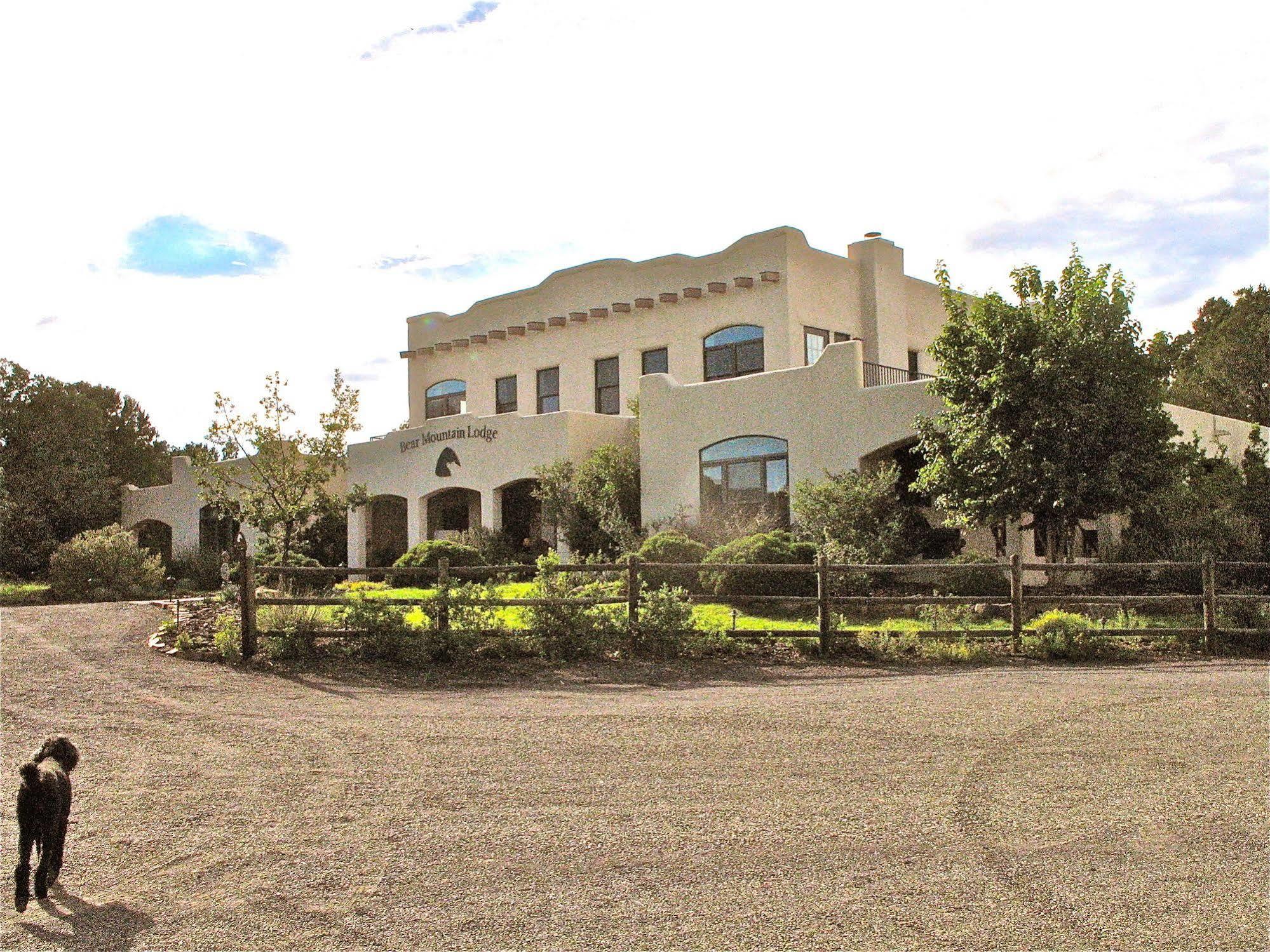 Bear Mountain Lodge 银城 外观 照片